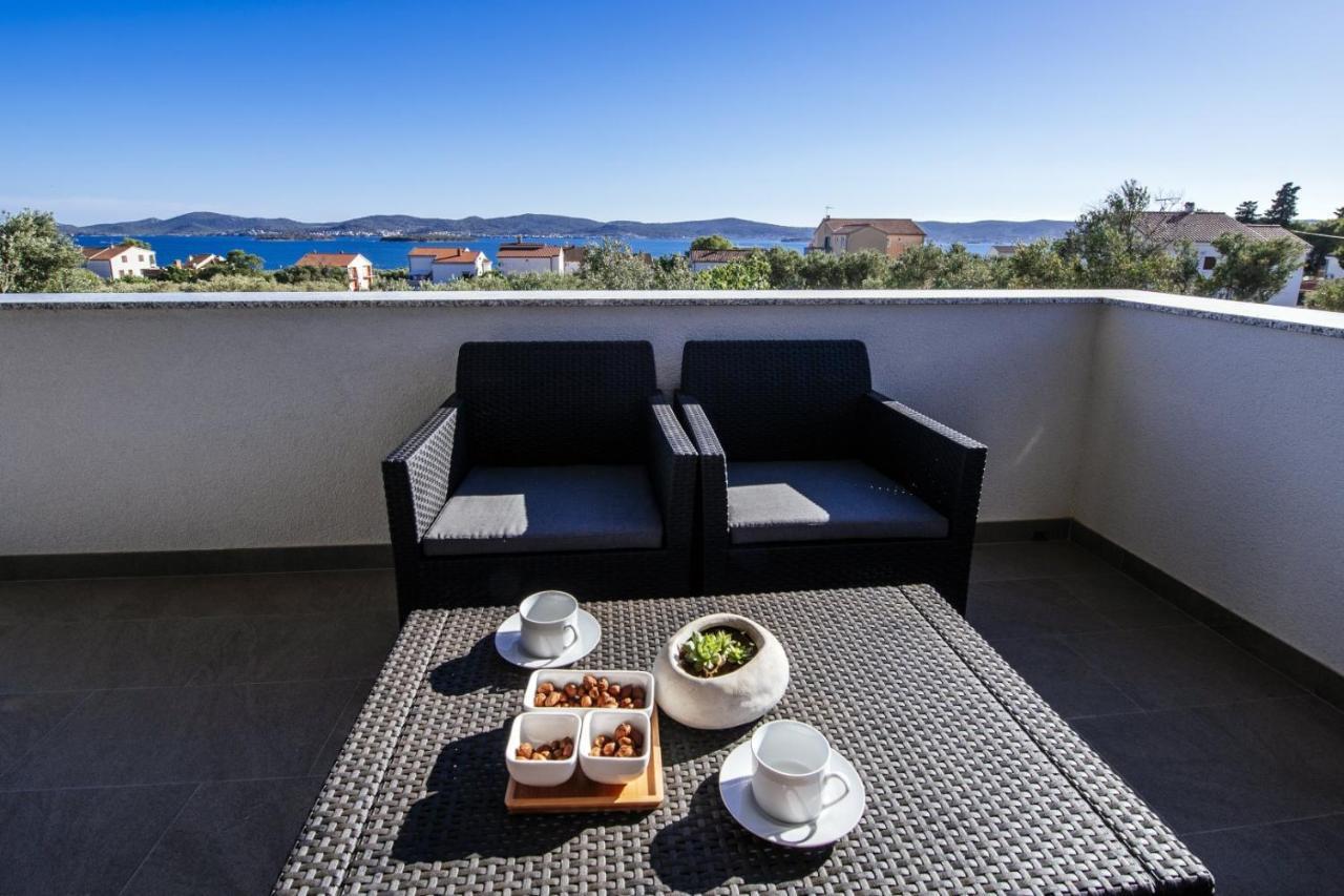 Crowonder Sun Dance Apartments With Heated Swimming Pool Seaview And Garden 스베티필립아이자코브 외부 사진