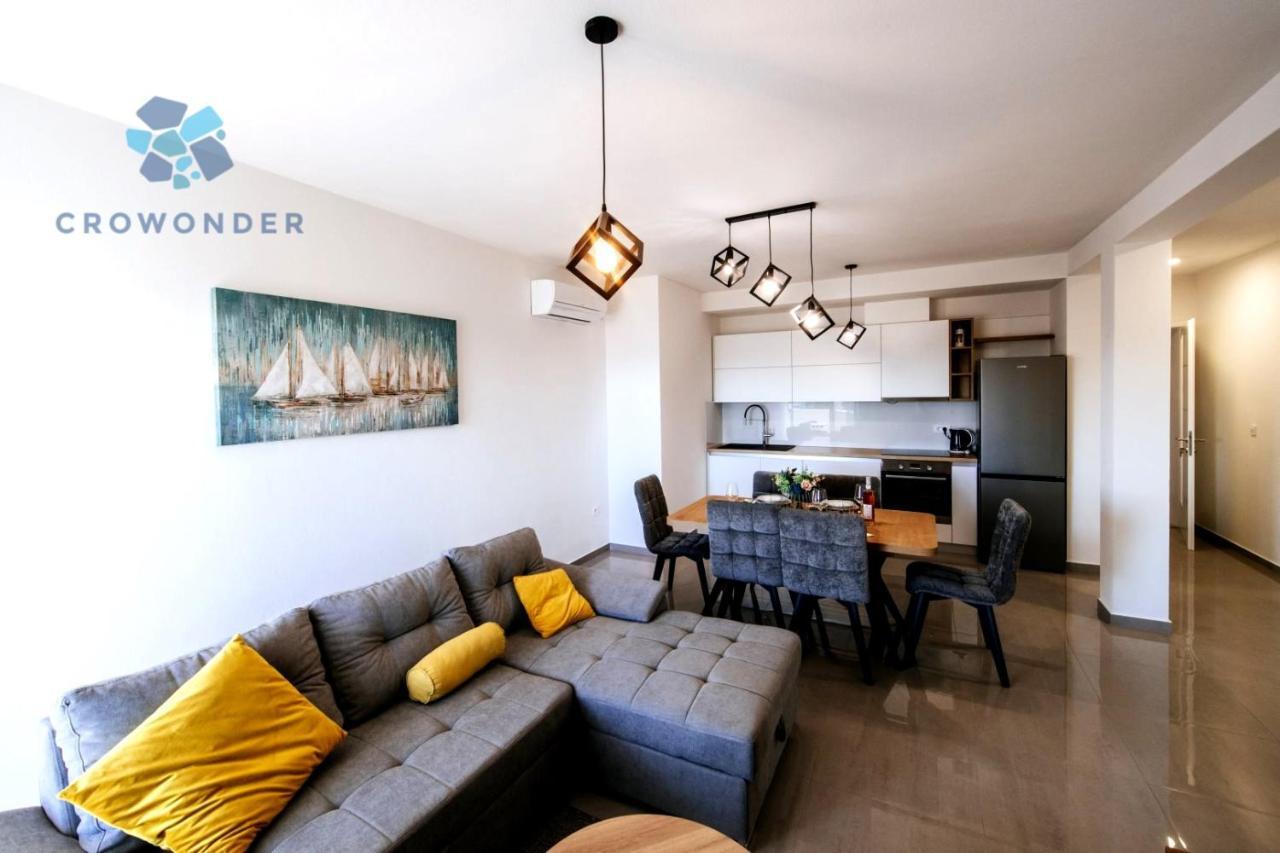 Crowonder Sun Dance Apartments With Heated Swimming Pool Seaview And Garden 스베티필립아이자코브 외부 사진